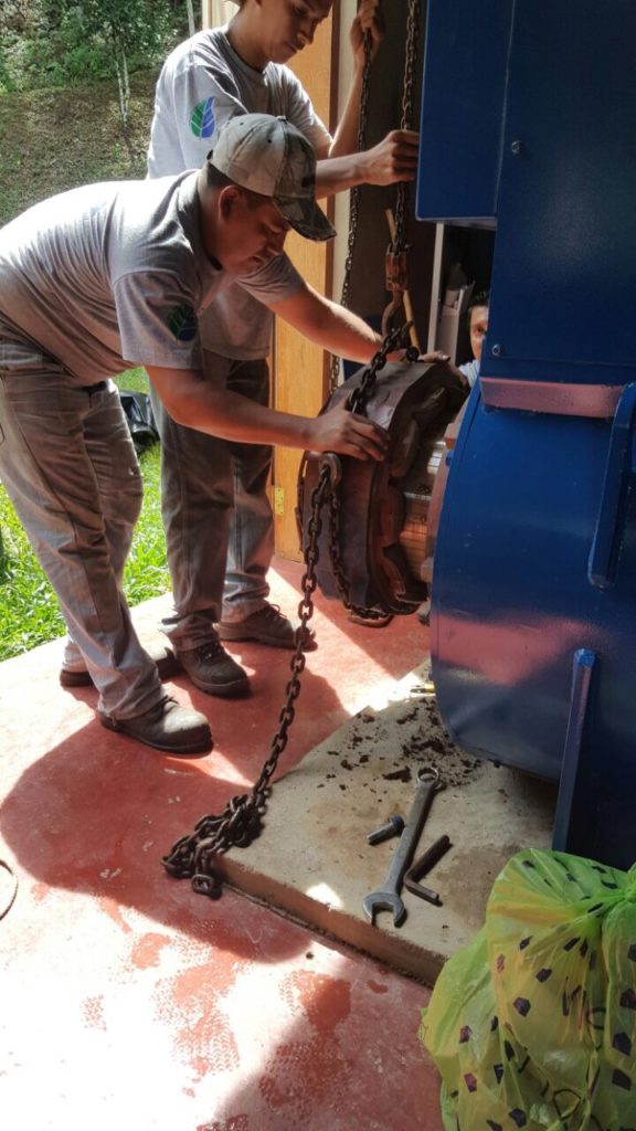 Mantenimiento de Pequeña Central Hidroeléctrica en Honduras